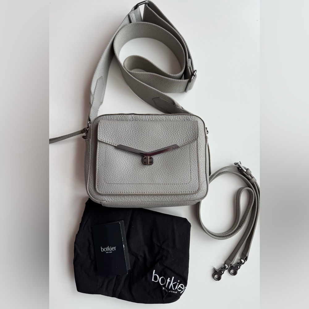 BOTKIER NEW YORK Valentina Flap Leather crossbody bag, gray color